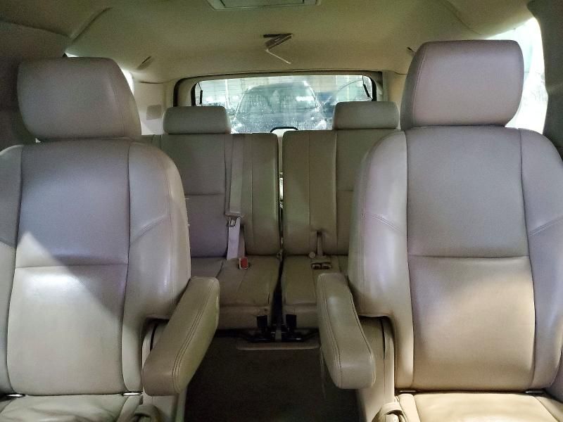 2012 Chevrolet Suburban K1500 ltz