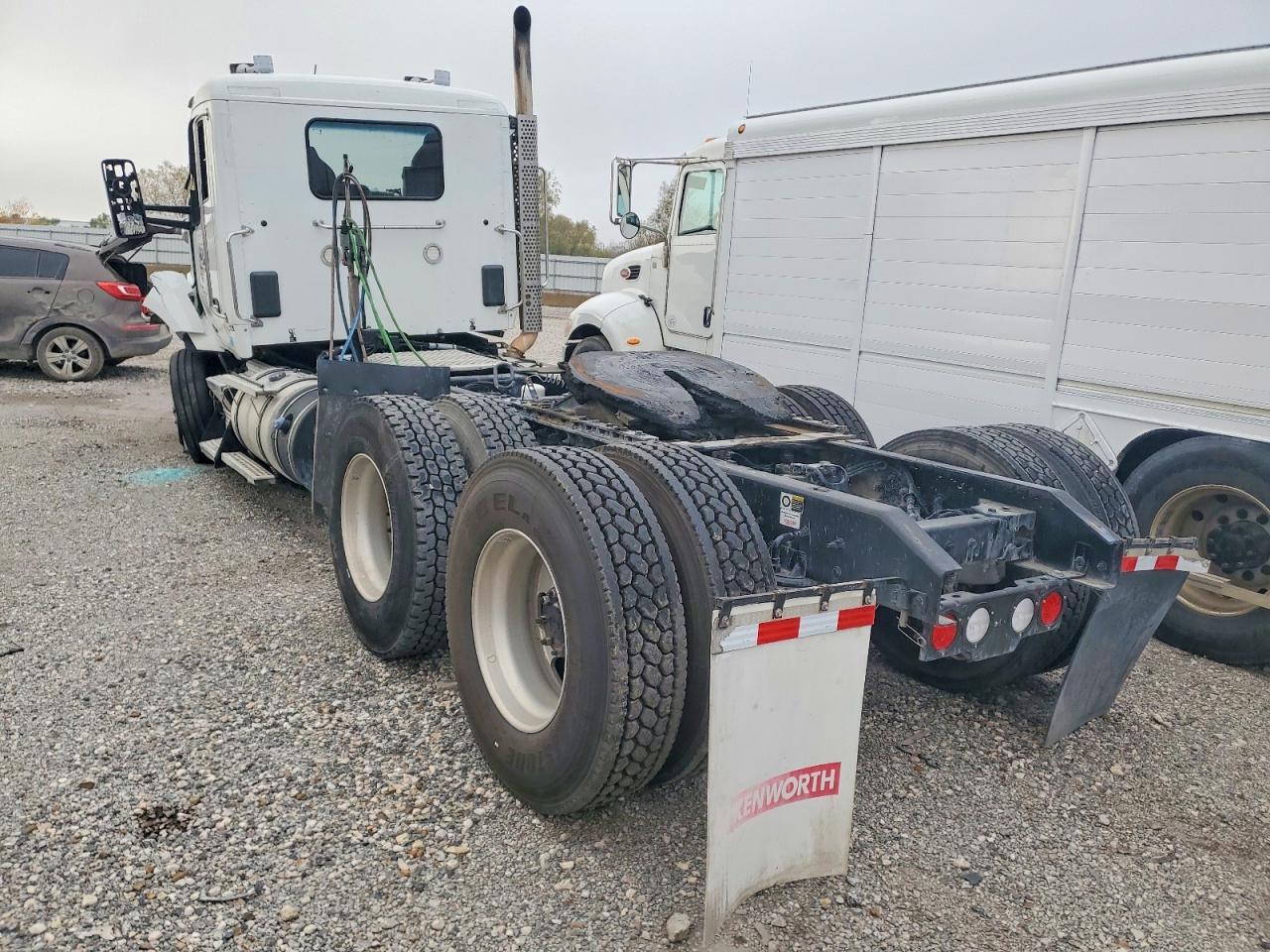 2021 Kenworth T880 Semi Truck