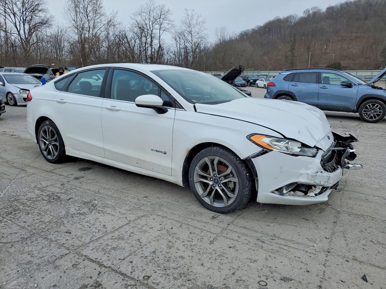 2017 Ford Fusion se Hybrid