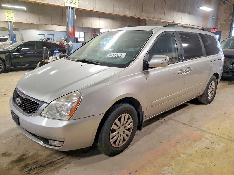 2014 KIA Sedona lx
