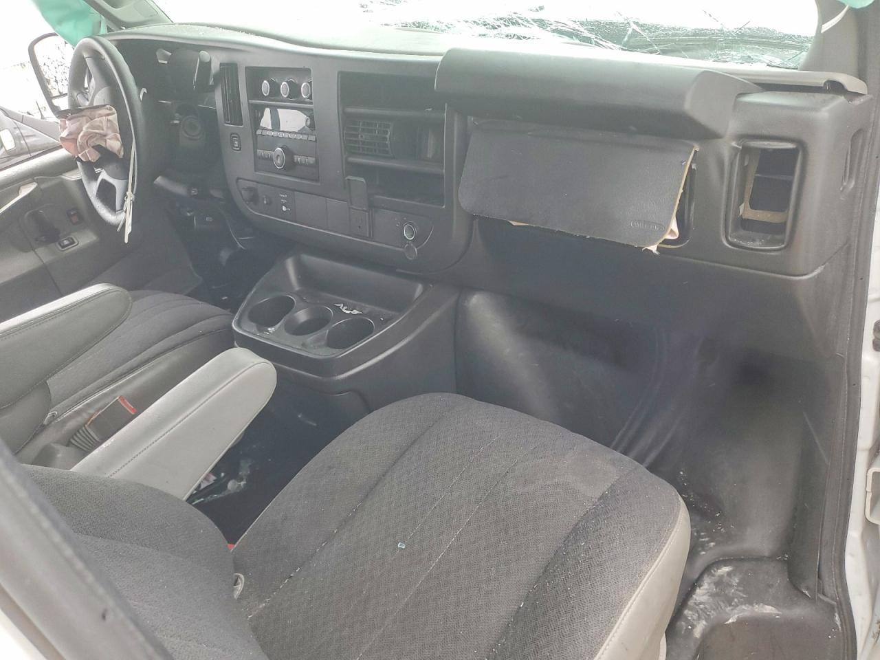 2021 Chevrolet Express G2500