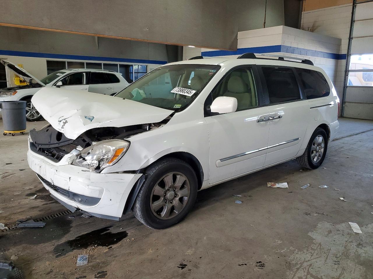 2008 Hyundai Entourage gls