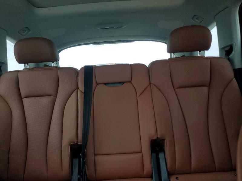 2023 Audi Q7 Premium Plus
