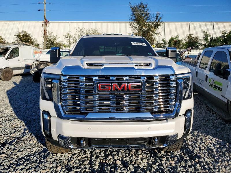 2024 GMC Sierra K3500 Denali
