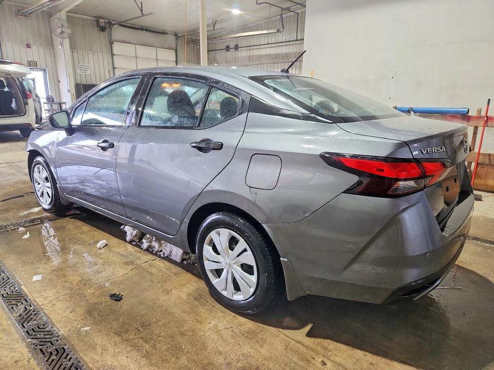 2021 Nissan Versa s