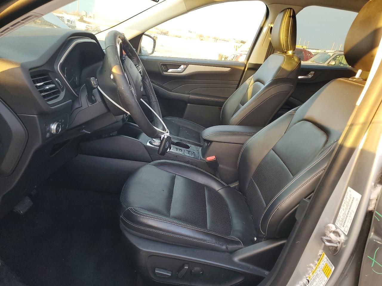 2021 Ford Escape sel