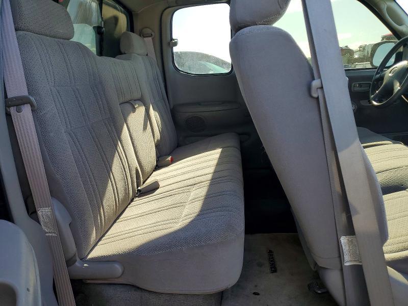 2002 Toyota Tundra Access cab