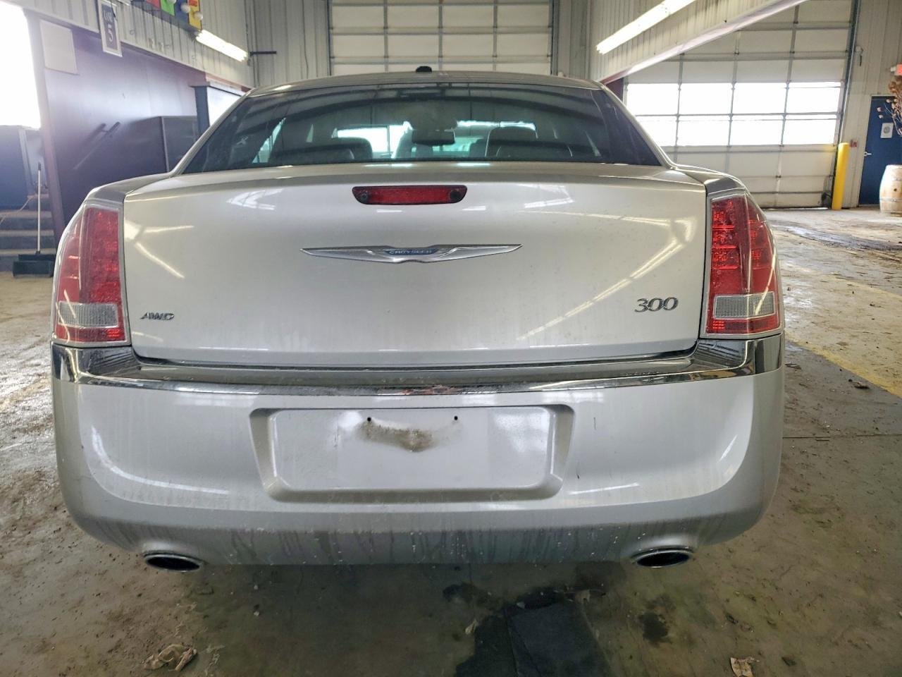 2012 Chrysler 300 Limited