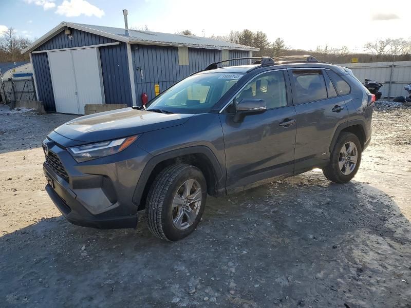 2022 Toyota Rav4 xle