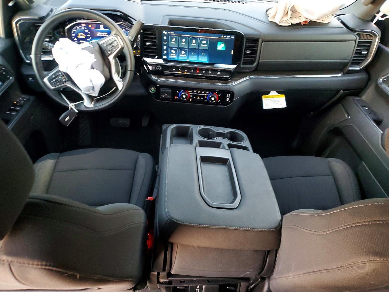 2024 Chevrolet Silverado K1500 LT