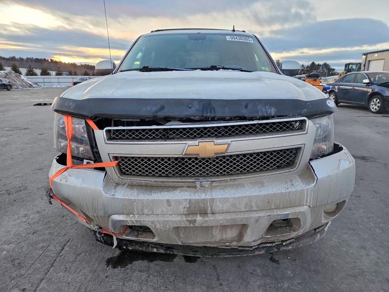 2013 Chevrolet Avalanche ls