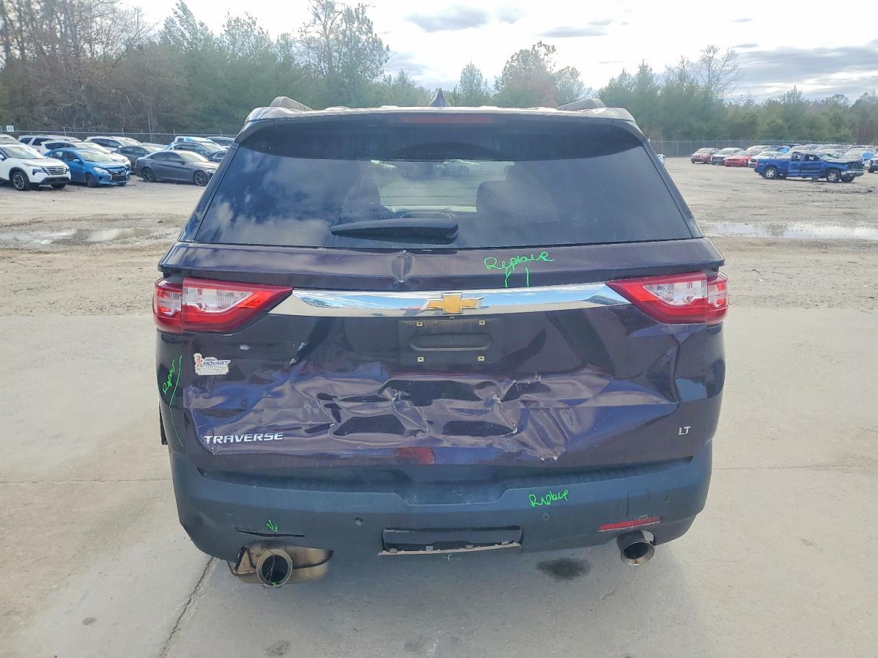 2021 Chevrolet Traverse lt