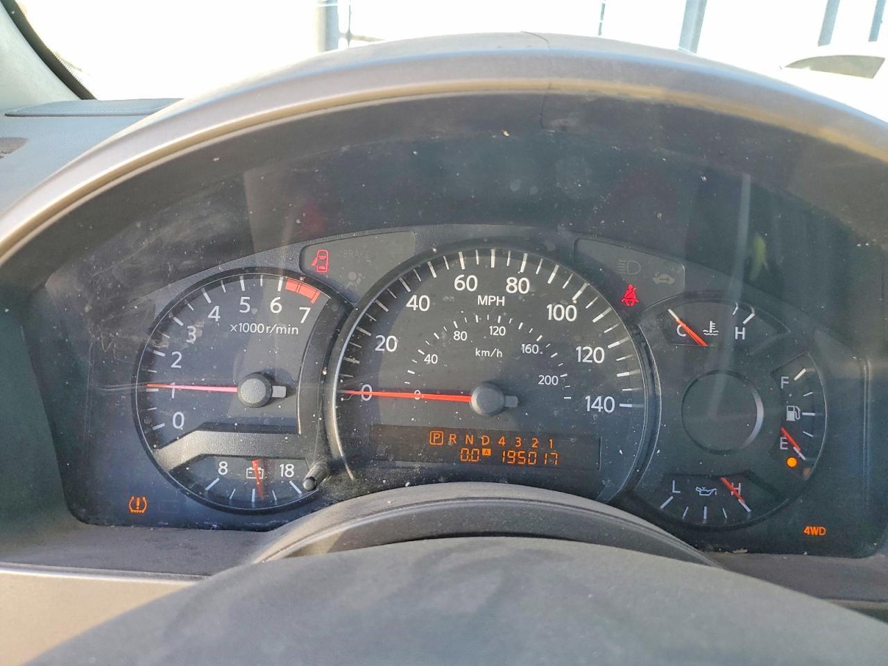 2004 Nissan Titan xe