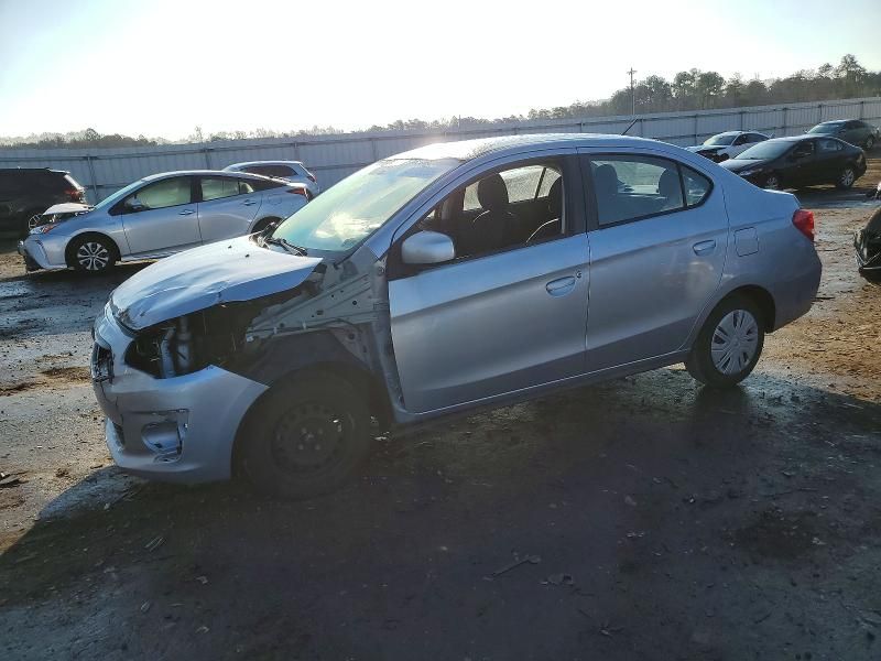 2020 Mitsubishi Mirage G4 es