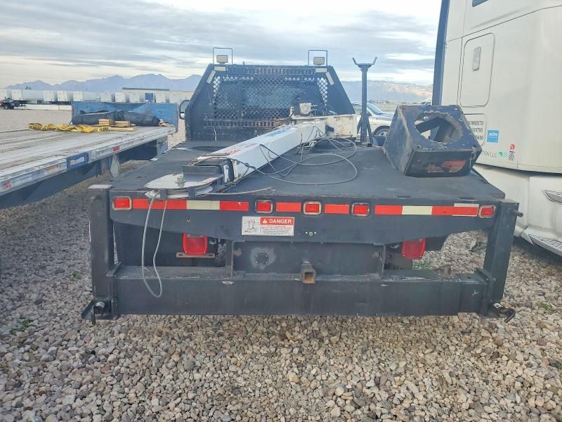 2019 Ford F550 Super Duty Flatbed Truck