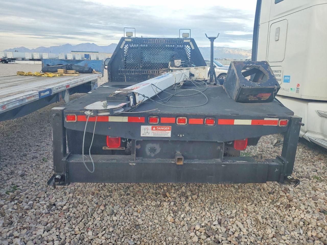 2019 Ford F550 Super Duty Flatbed Truck