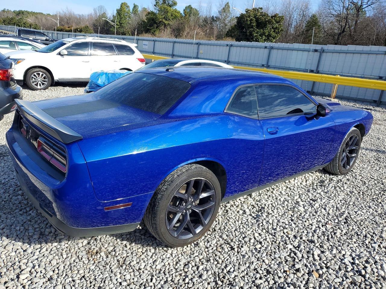 2021 Dodge Challenger sxt
