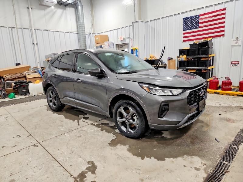 2024 Ford Escape st Line
