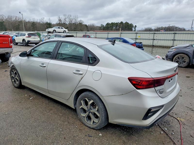 2021 KIA Forte fe