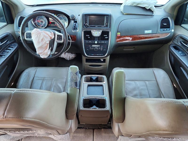 2014 Chrysler Town & Country Touring