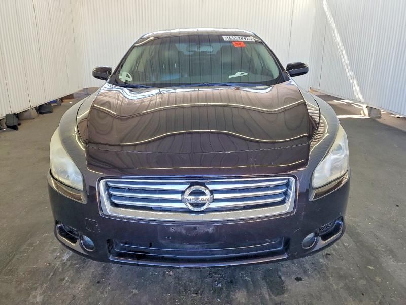 2013 Nissan Maxima s