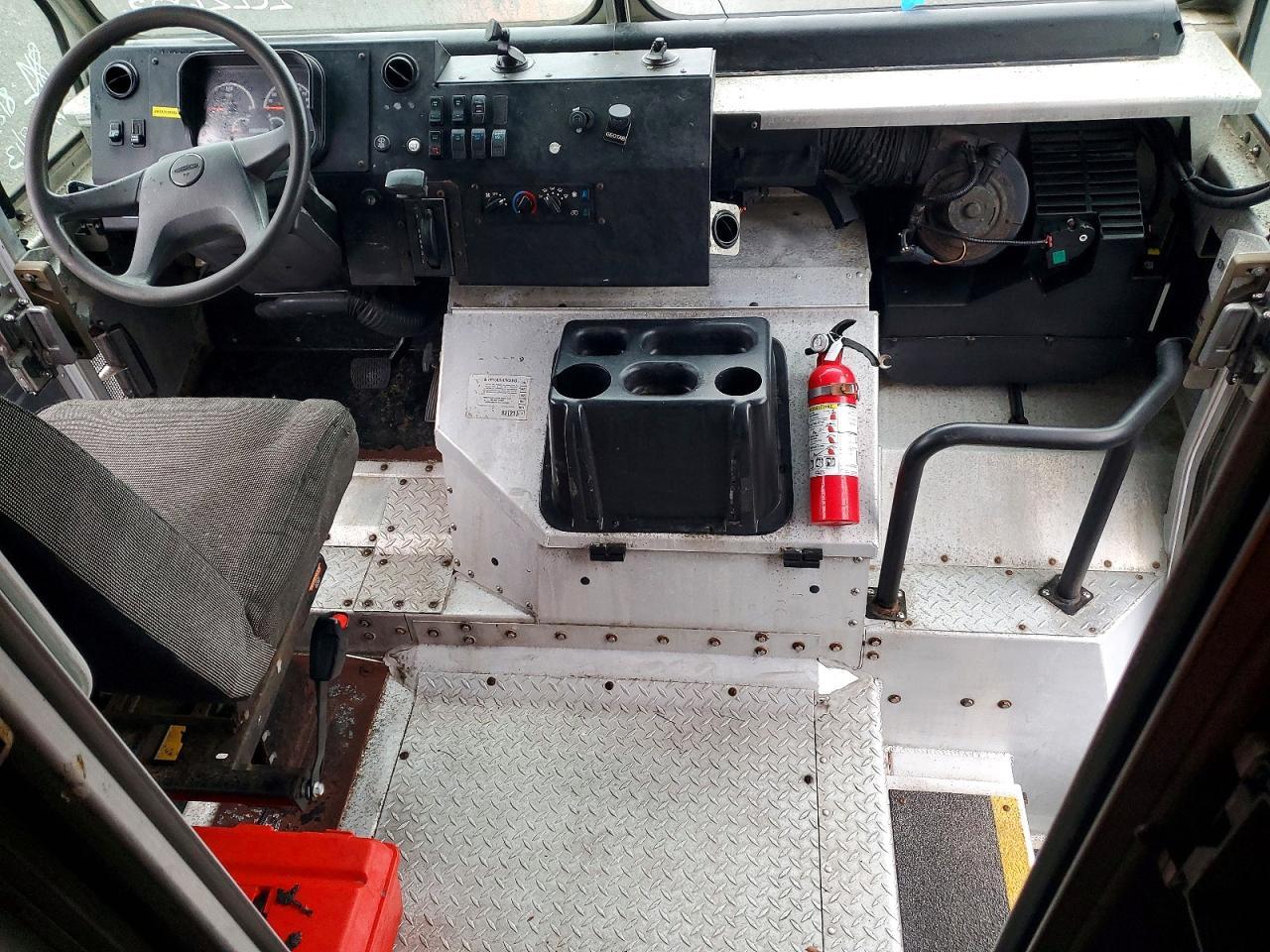 2020 Freightliner Chassis M Line WALK-IN Van