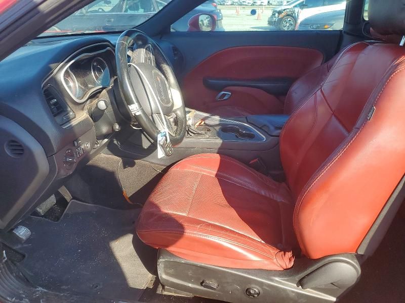 2015 Dodge Challenger sxt Plus