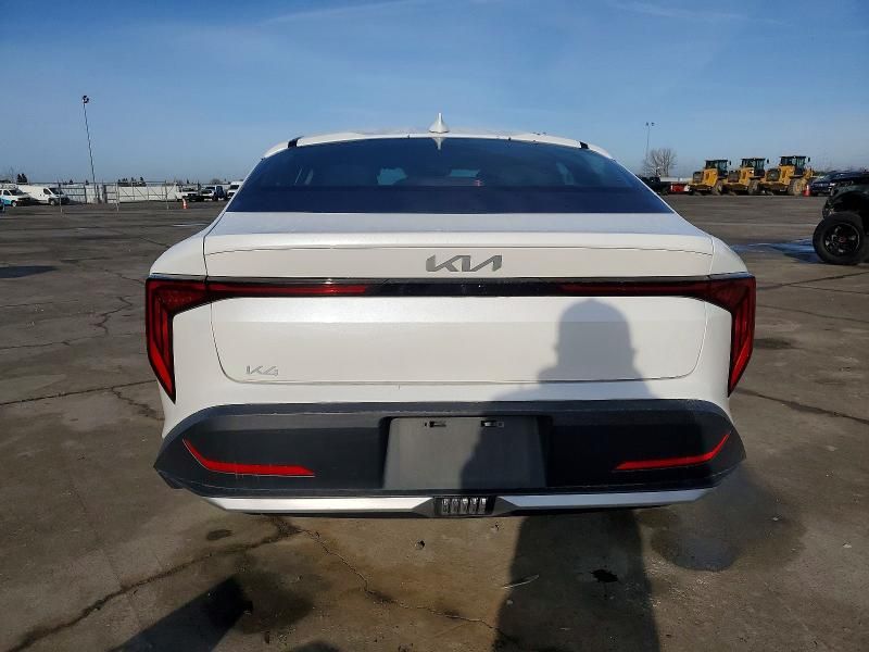 2025 KIA K4 lx