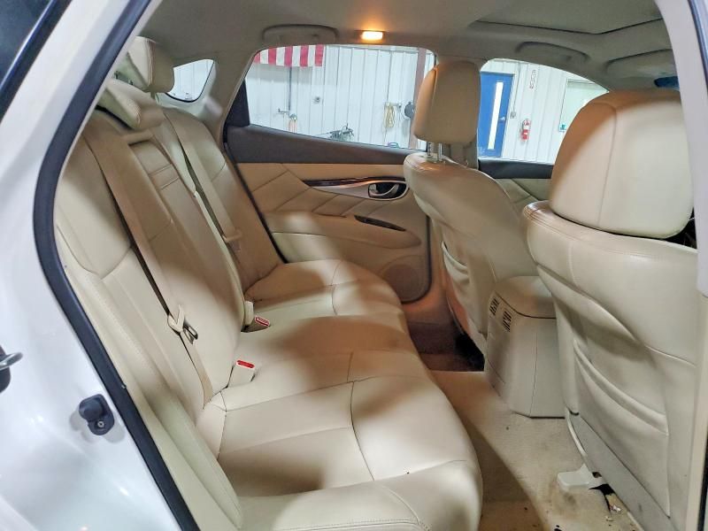 2012 Infiniti M37 x