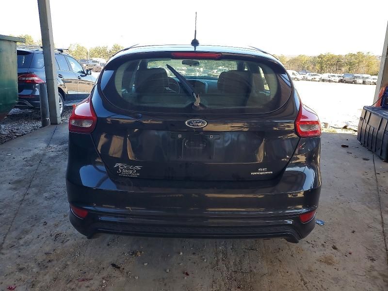 2015 Ford Focus se