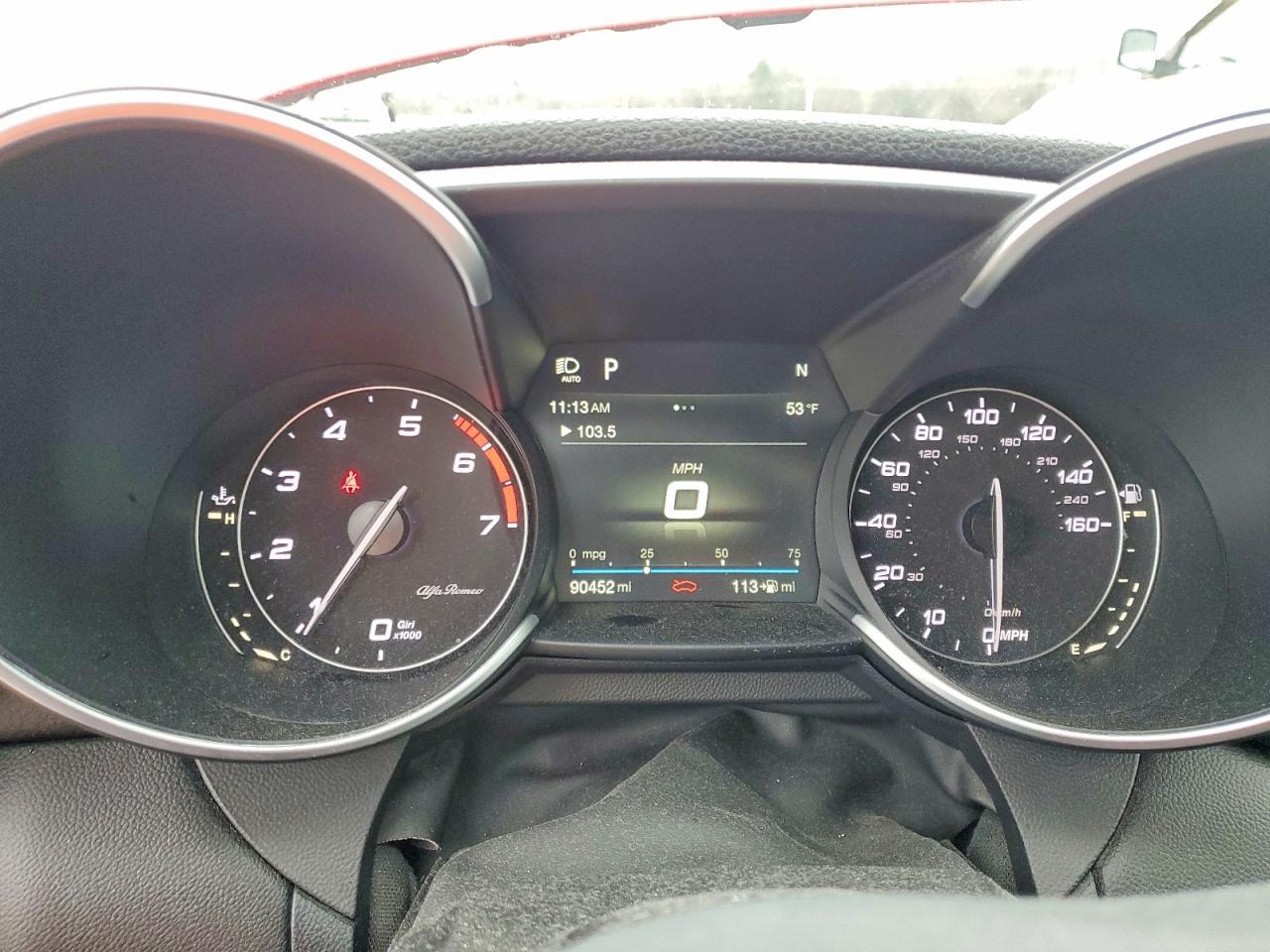 2018 Alfa Romeo Giulia ti Q4