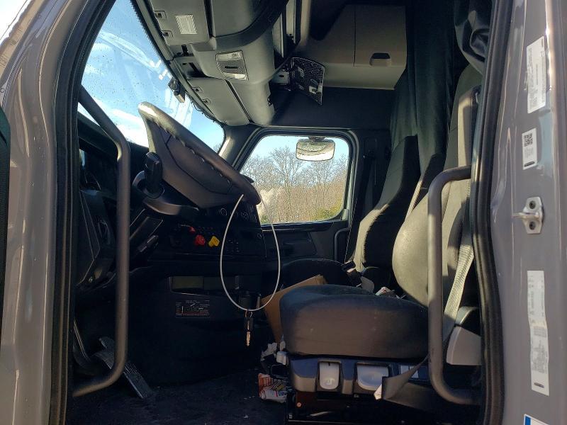 2024 Freightliner Cascadia 126 Semi Truck