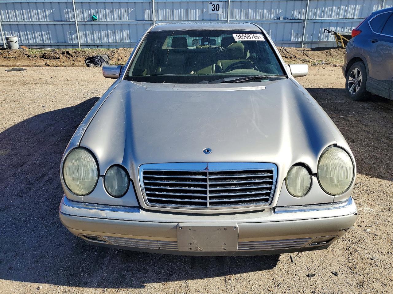 1996 Mercedes-Benz E 320