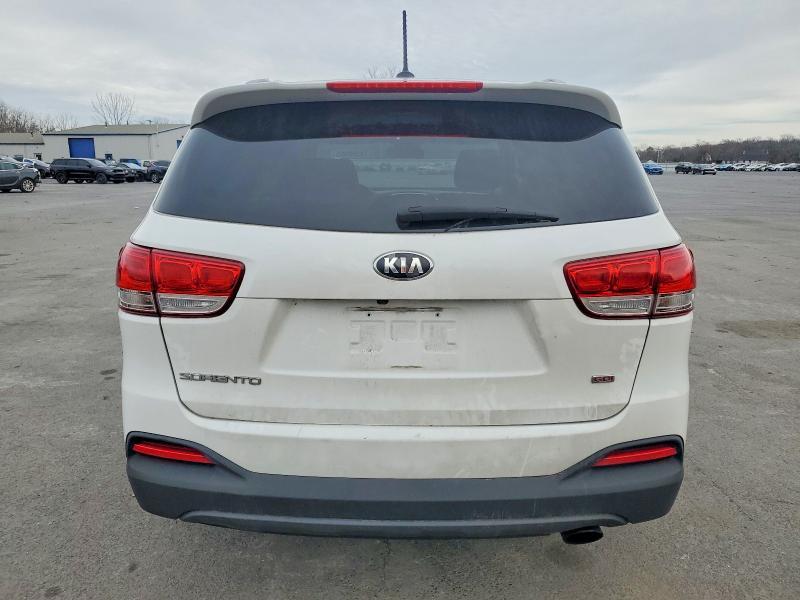2016 KIA Sorento lx