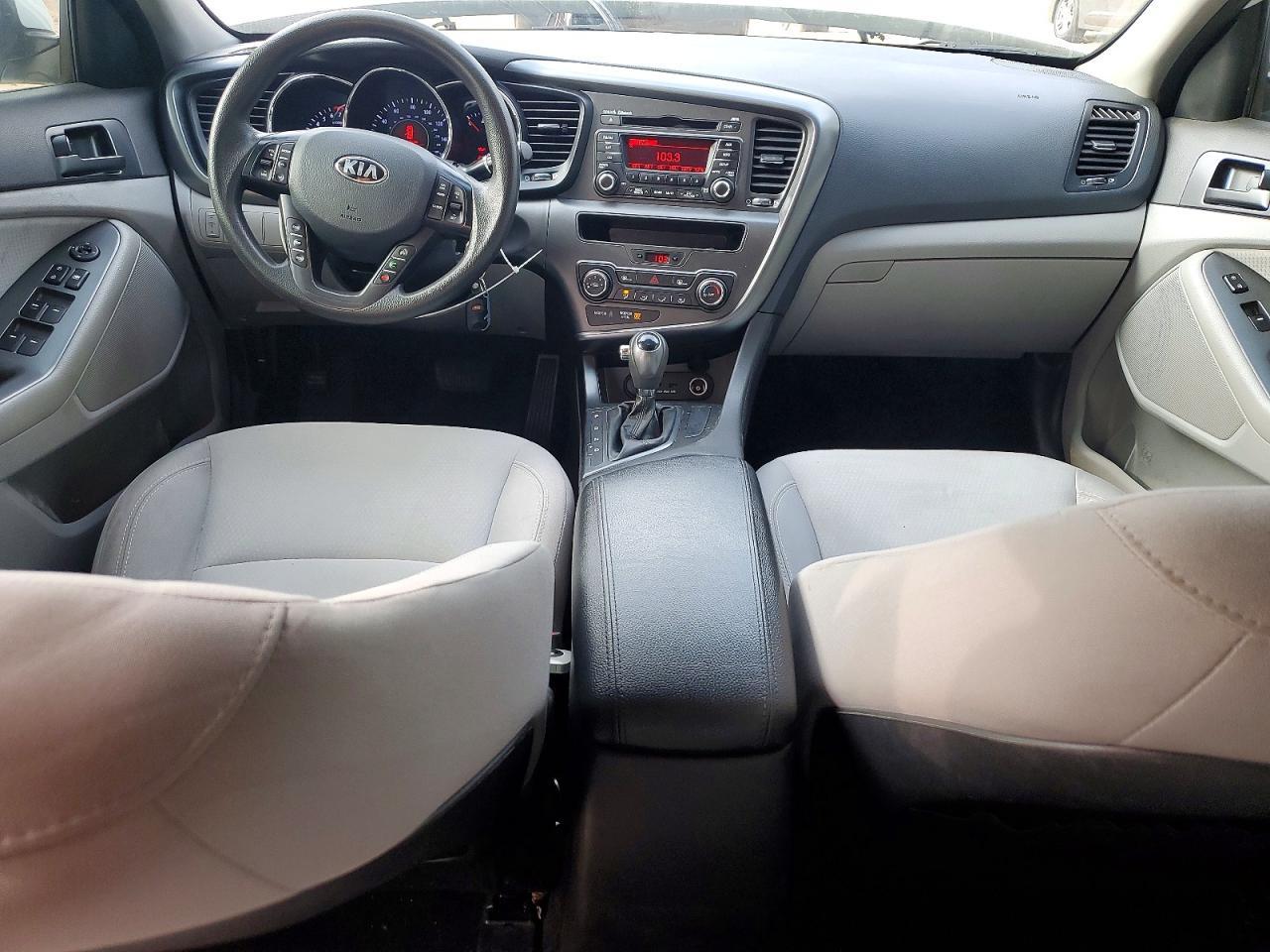 2013 KIA Optima lx
