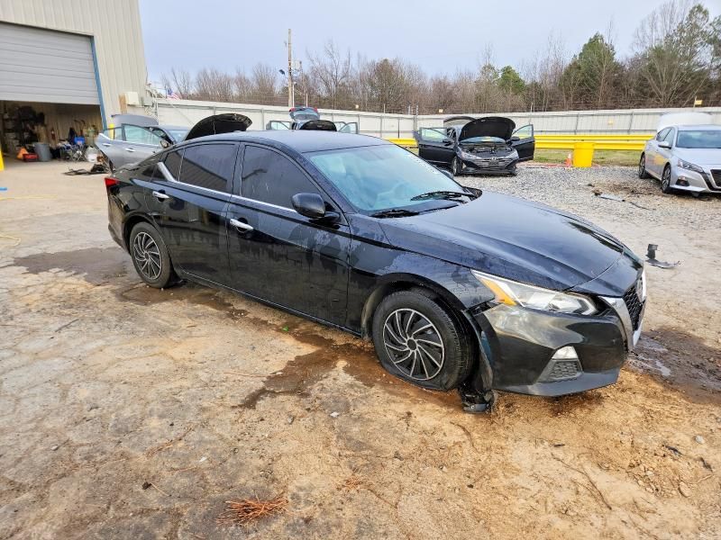 2020 Nissan Altima s