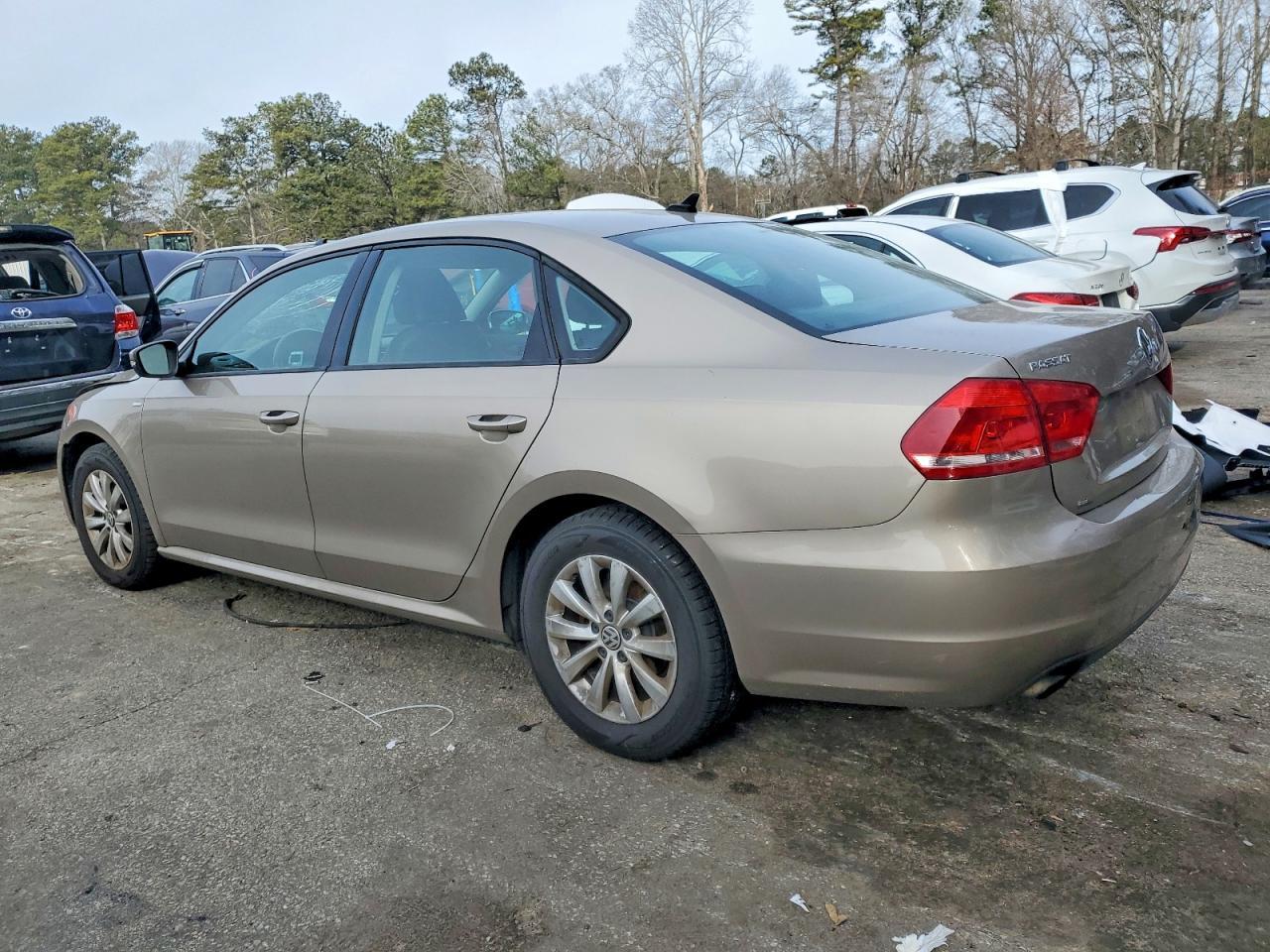 2015 Volkswagen Passat s