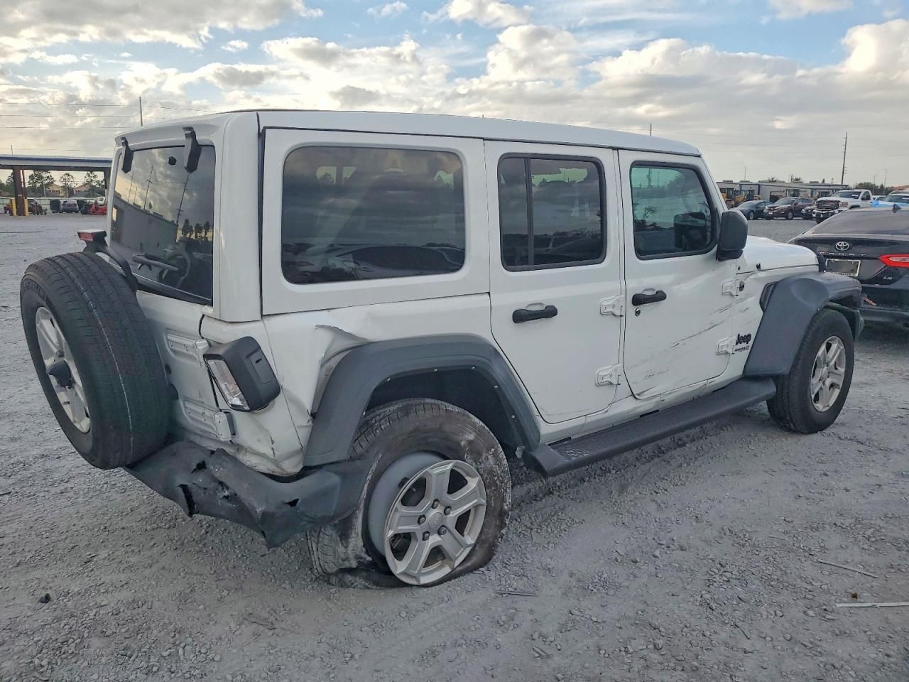 2022 Jeep Wrangler Unlimited Sport