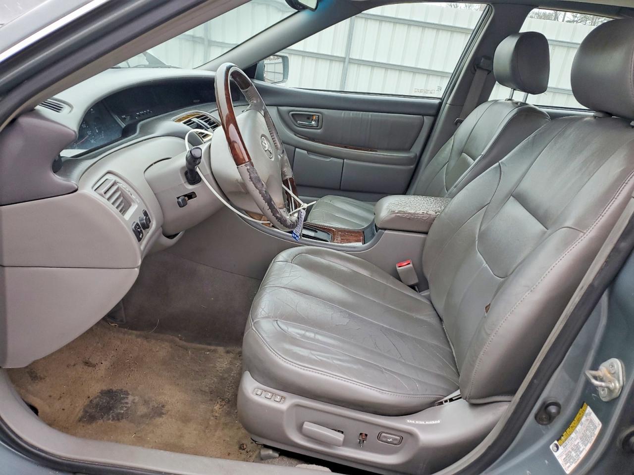 2004 Toyota Avalon xl