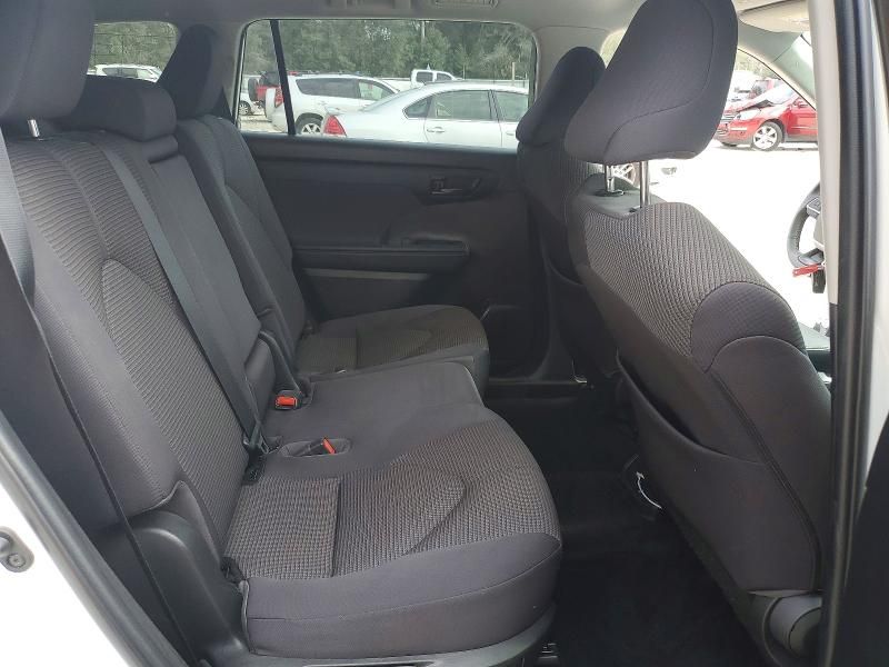 2023 Toyota Highlander l