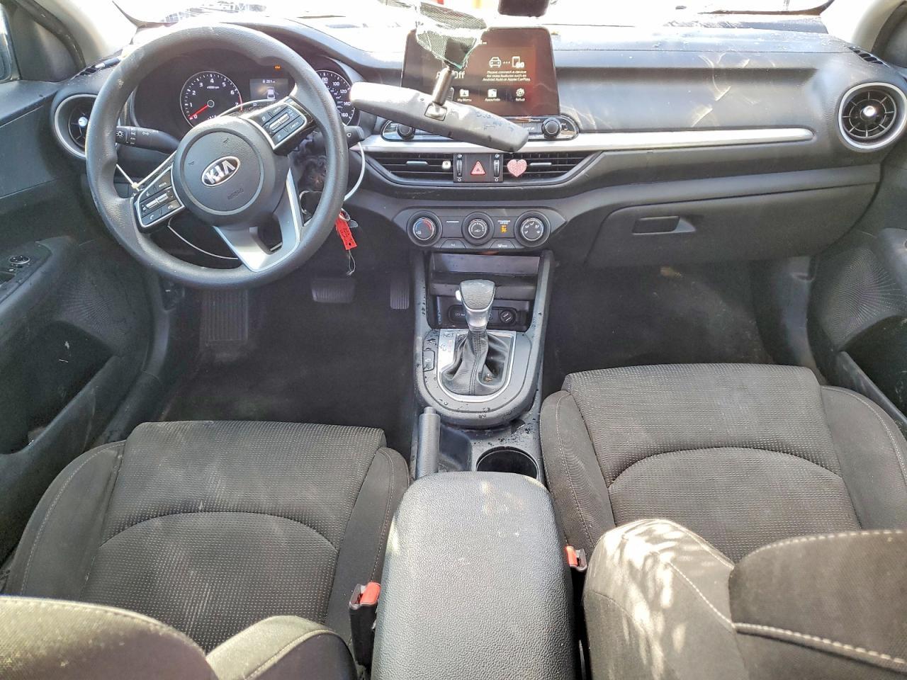 2021 KIA Forte fe