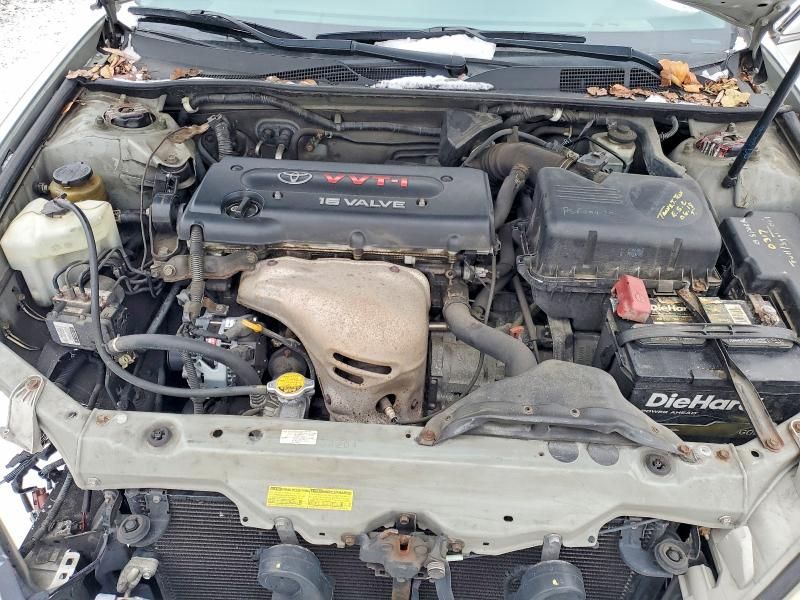 2004 Toyota Camry le