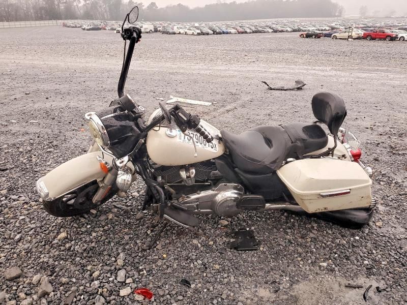 2017 Harley-Davidson Flhp Police Road King