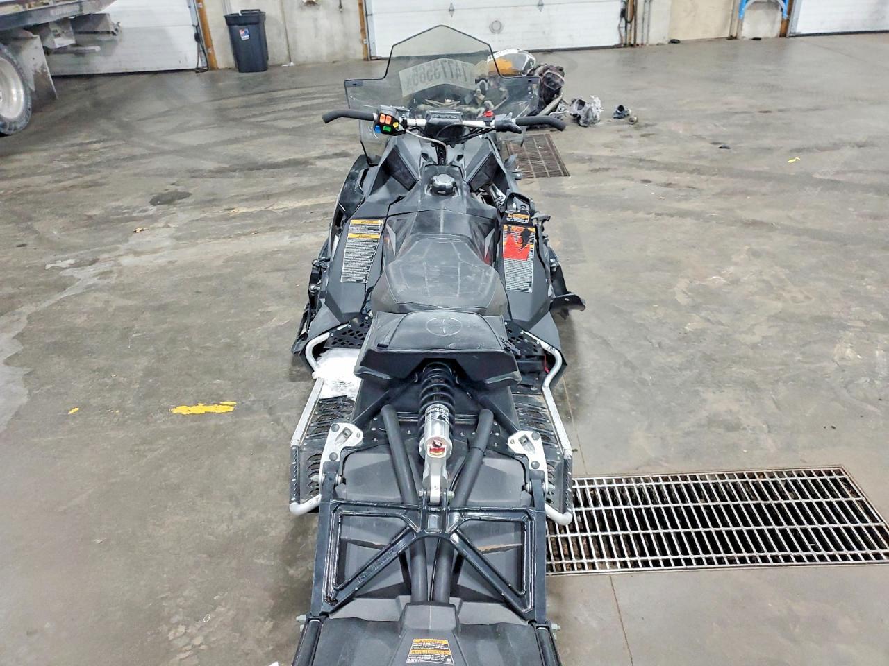 2020 Polaris PRO Axis 600 Snowmobile