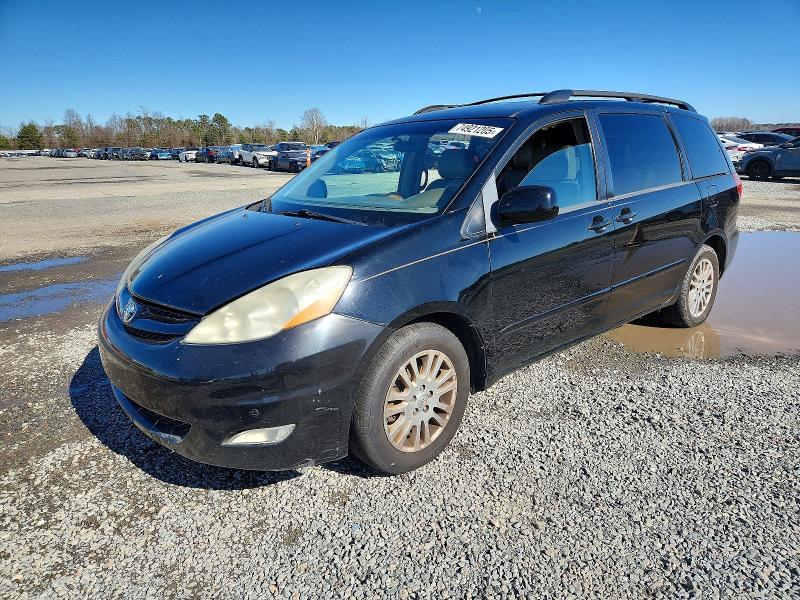 2010 Toyota Sienna xle