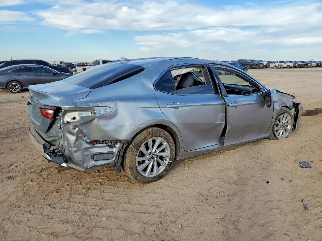 2021 Toyota Camry le