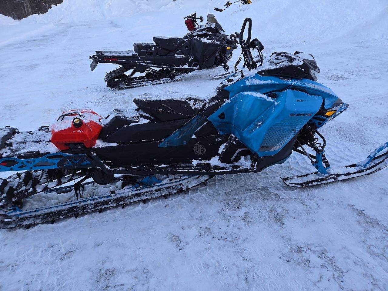 2019 Skidoo 2019 Skidoo Summit X 8