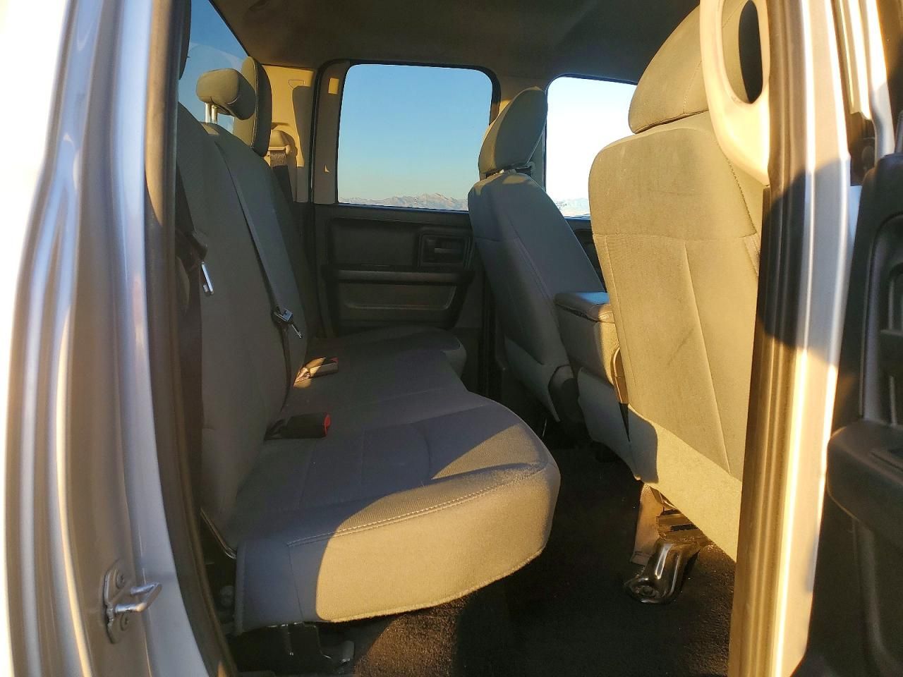 2015 Dodge Ram 1500 st