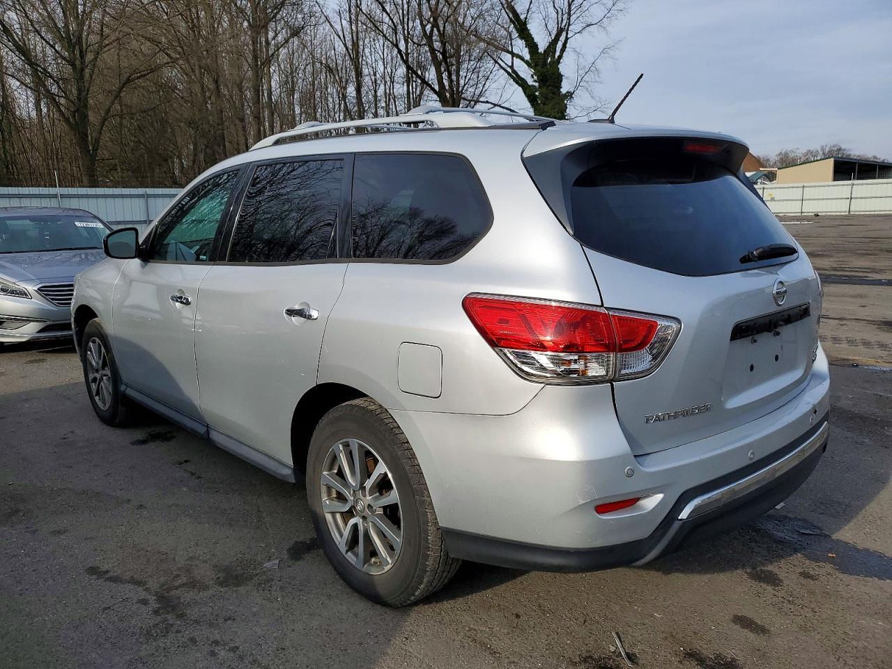 2013 Nissan Pathfinder s