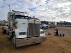 2011 Kenworth W900 Semi Truck